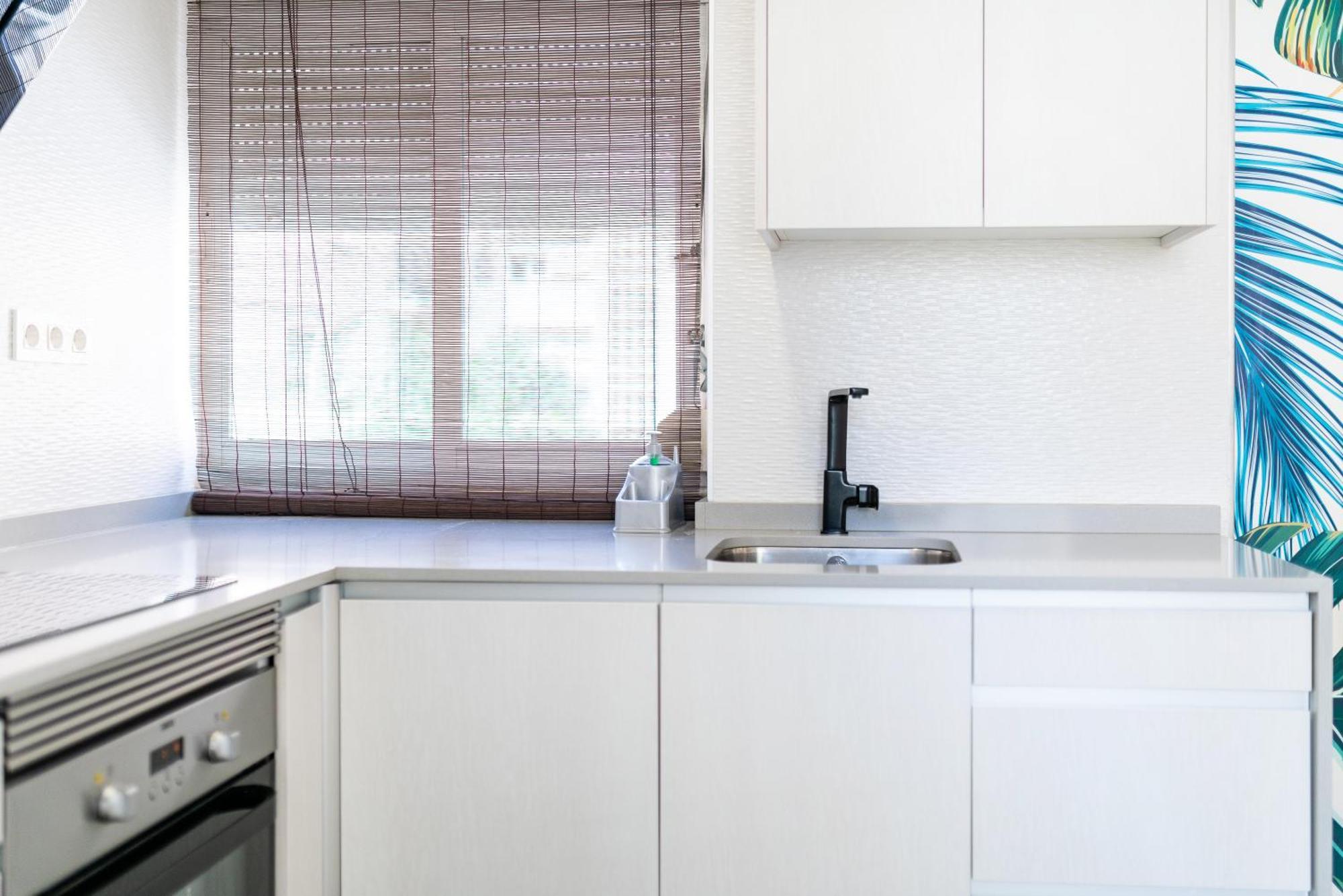 Pajaritos Suites Junto A Centro, Estacion De Tren Y Plaza De Toros Granada Eksteriør bilde